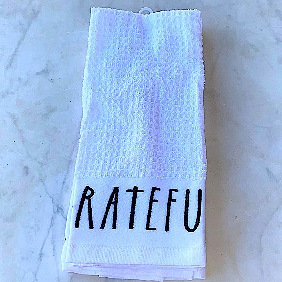 RAE DUNN KITCHEN TOWELS BLESSED GRATEFUL SET/2 NEW - Picture 4 of 7
